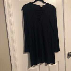 Criss Cross Long Sleeved Black Shift Dress